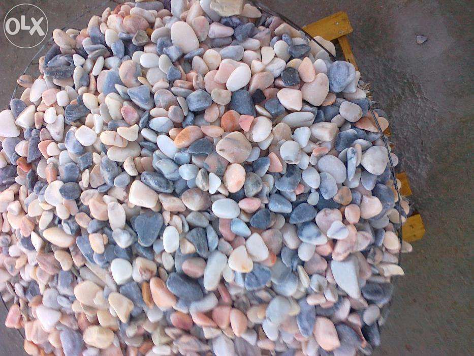 Pedras decorativas mármore colorido