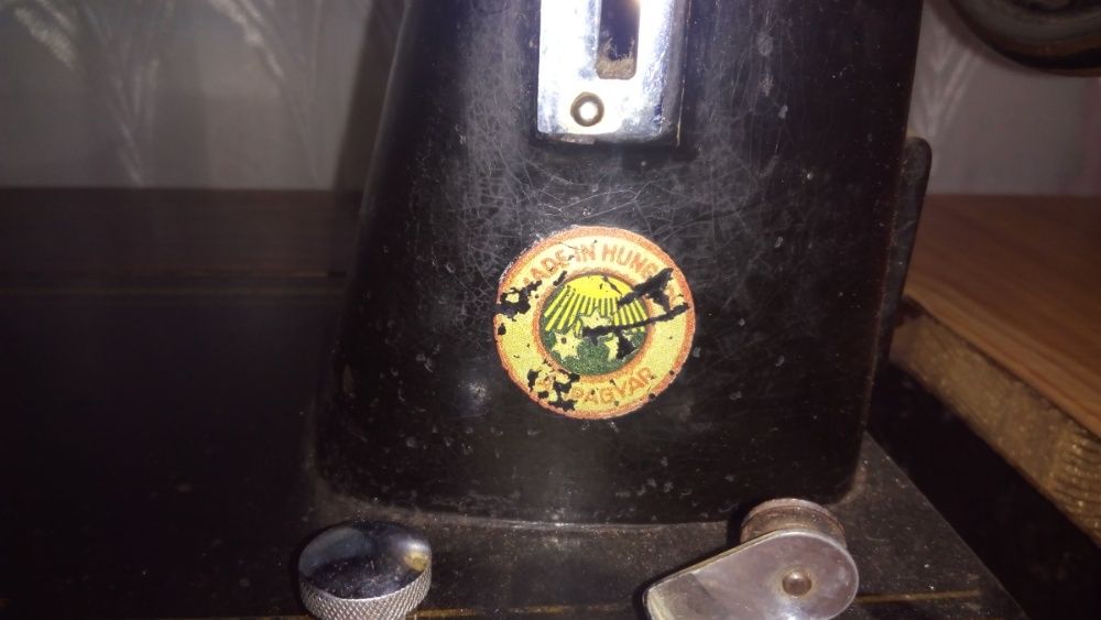 Швейна машинка Csepel 30 - виробництво Венгрія