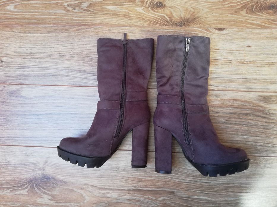 Kozaki botki wysokie 35