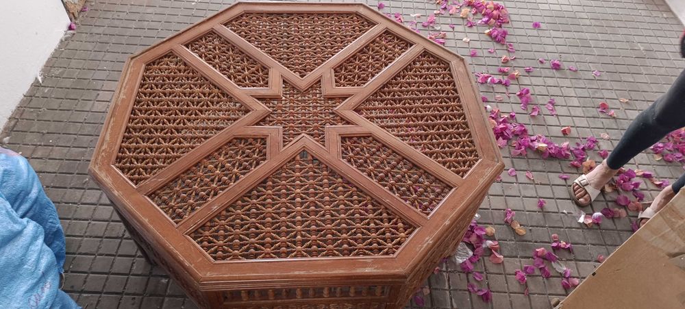 Vendo 3 mesas com tampo de vidro temperado