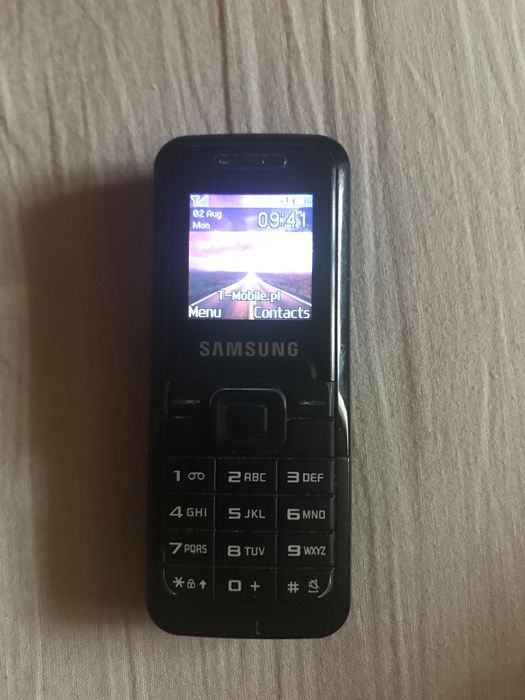 Samsung e1070m sprawny bez simlock