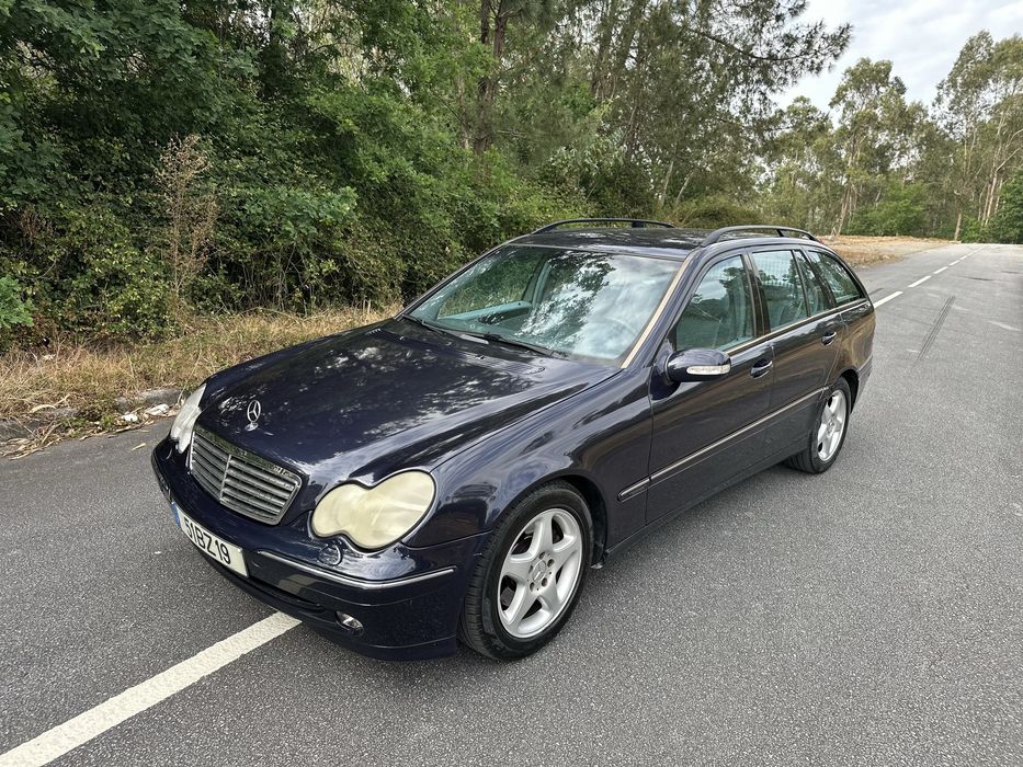 Mercedes Benz C270 Auto Avantgard c/Avaria