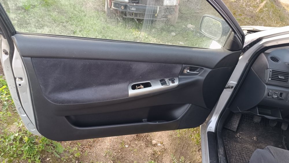 Portas Toyota Corolla E12