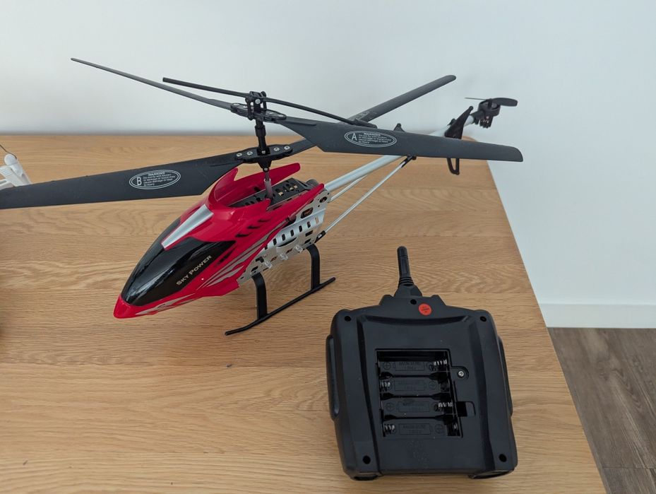 Helicóptero telecomandado