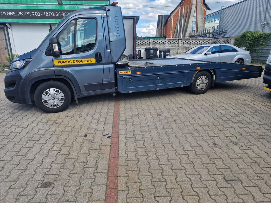 Peugeot Boxer laweta Jegger 2022 rok