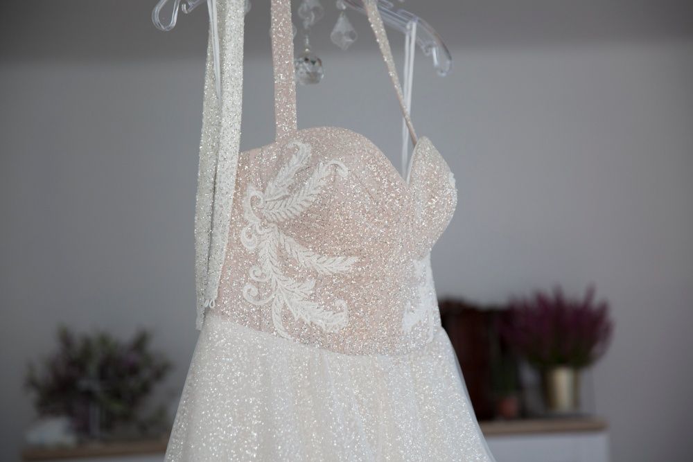 Suknia ślubna rozm. 40