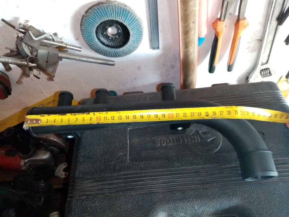 Патрубок до опель вектра А