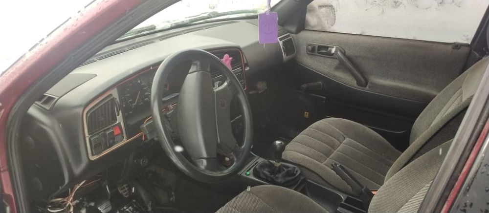 Продам Volkswagen Passat B3 універсал.
На ходу, мотор працює, коробка