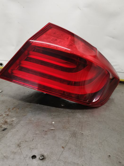BMW F10 lampa prawa tył