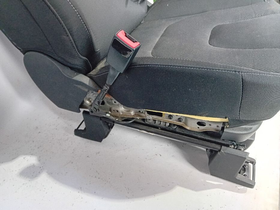 Banco frente esquerdo FORD S-Max