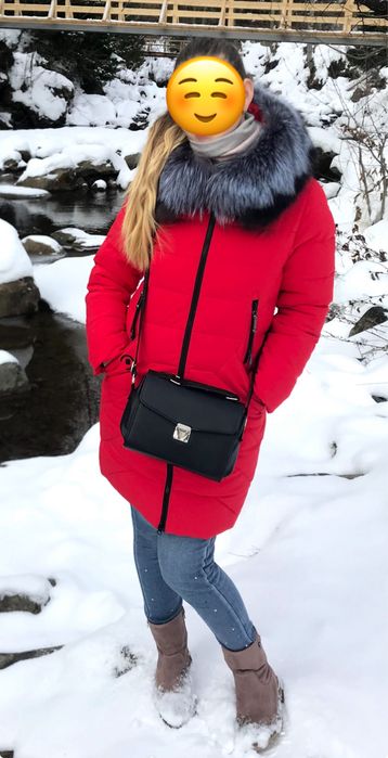 Продам зимнюю куртку женскую