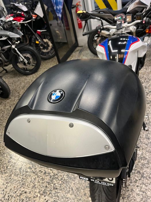 BMW F 800 R de 2017 Optimo estado Top Case BMW 18.750 Kms