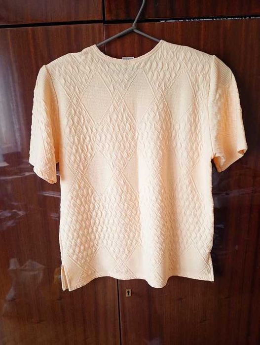 Elegancka bluzka z krótkim rękawem vintage