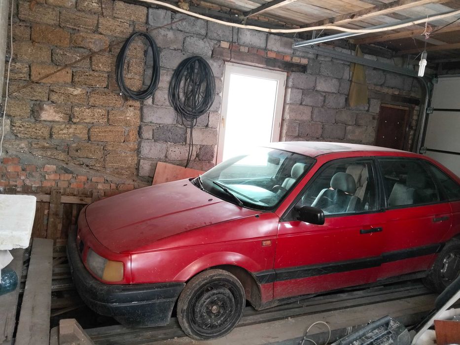 Passad b3 1992 1.8 бензин/газ