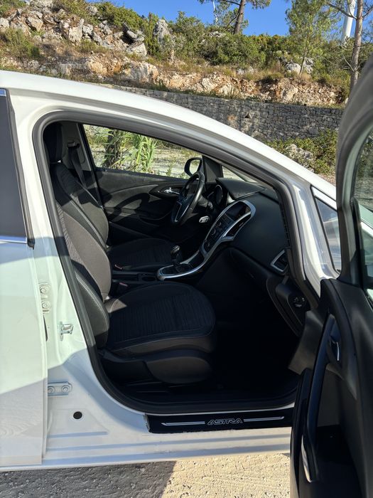 Opel Astra J 1.6CDTI