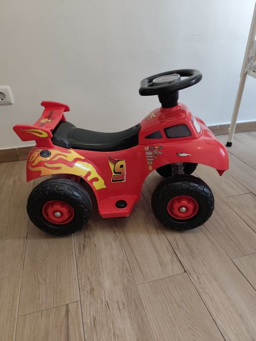 Carro elétrico faísca mcqueen criança até 4 anos