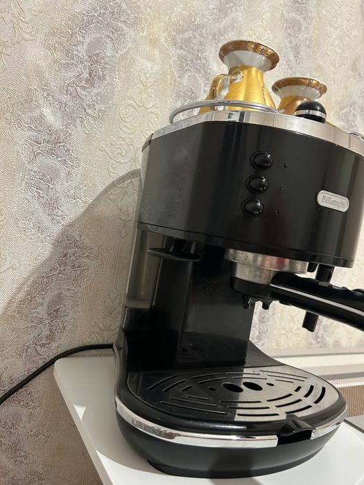 Кофемашина  Delonghi