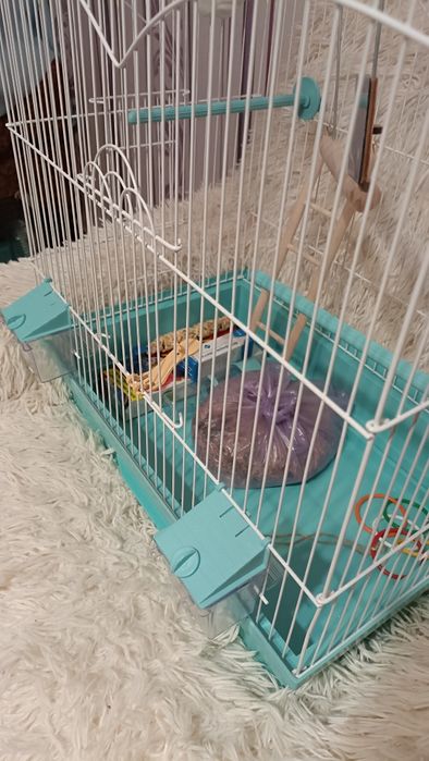 Продам клітку для птахів/ папуг/корел