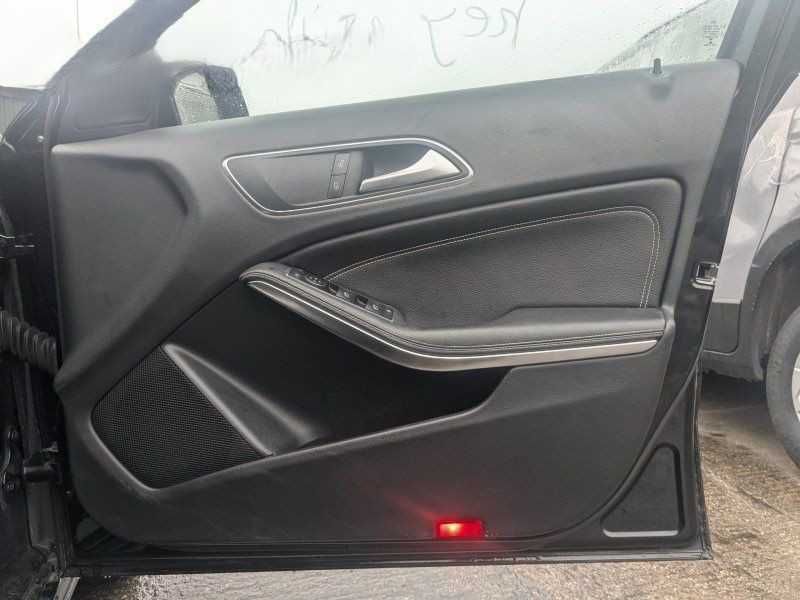 Mercedes Classe A 200D (2015) - Para peças