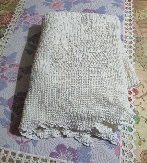 2 toalhas croché feitas pela Dona Berta