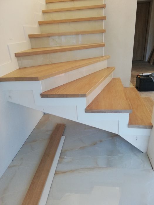 Schody, nakładki,dąb,jesion