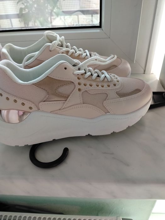 Sneakersy różowe