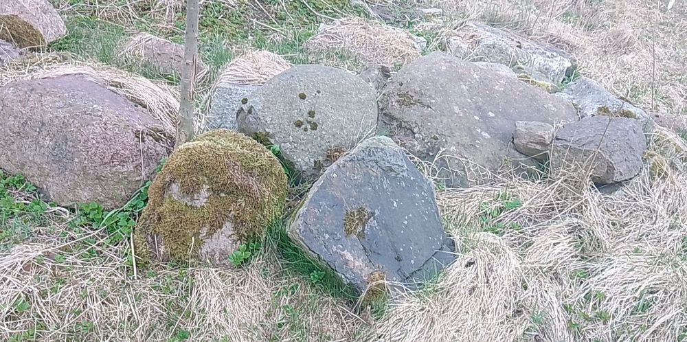 Oddam kamienie duże gruz