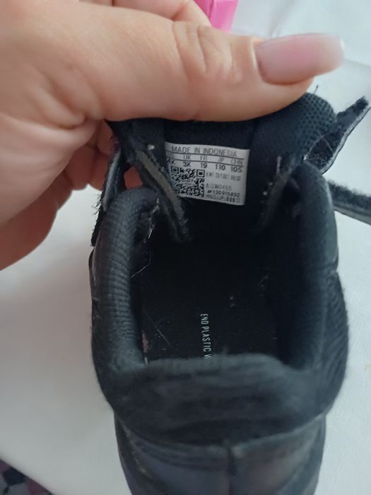 Tenis Adidas número 19