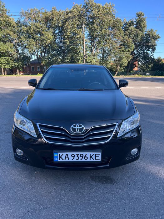 ПРОДАМ АВТО Toyota Camry