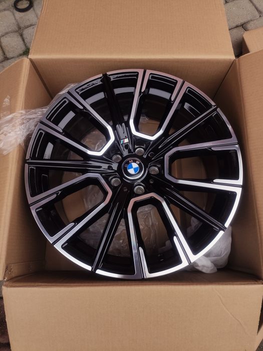 Fabrycznie nowe alufelgi felgi alu 19 5x112 8.5 et30 + 9.5 et35 BMW seria g G20 g30 g21 G60 x3 x4 G01 G02  X5 g05 seria 8 g15 g16