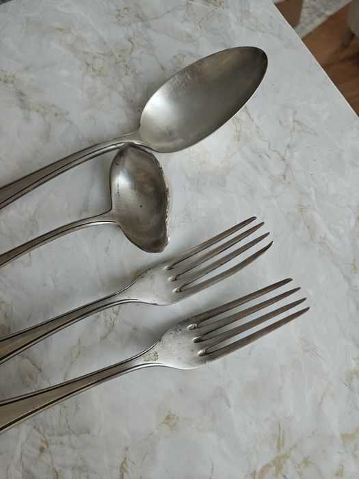 Posrebrzane sztućce do serwowania - łyżka półmiskówa, chochelka