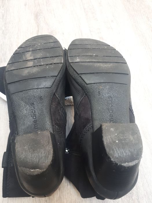 Medicus czarne  buty zimowe kozaki botki zamszowe skórzane marszczone