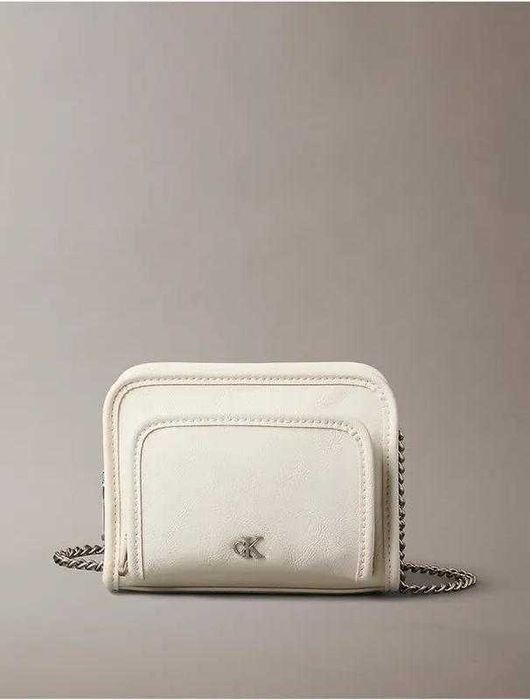 Новая сумка calvin klein (ck utility camera bag tofu с америки