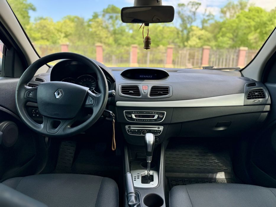 Renault Fluence  газ / бензин. ‼️автомат ‼️