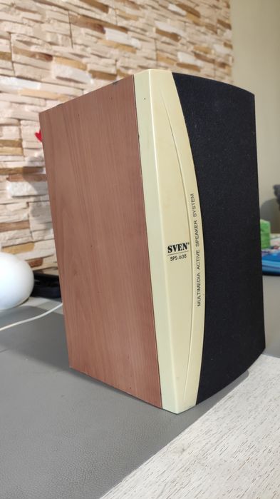 Колонка , мультимедийная активная акустическая система SVEN SPS-608.