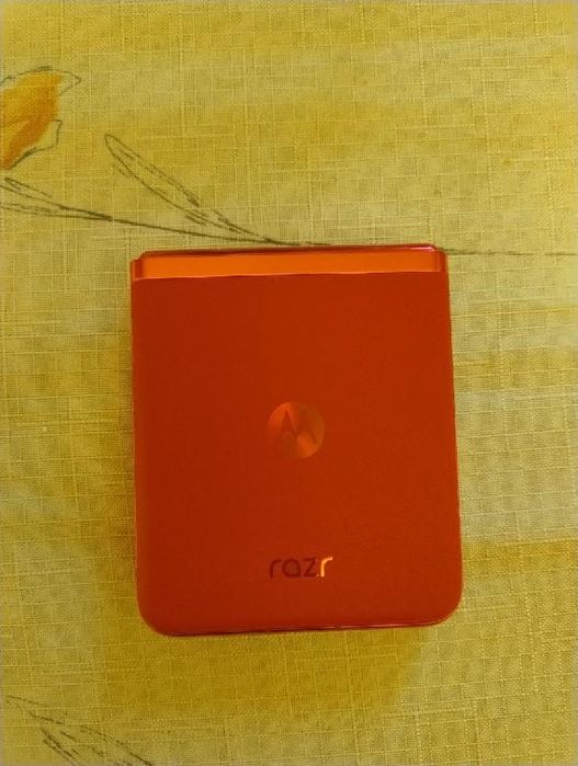 MOTOROLA Razr 40 Ultra 8/256GB 5G 165Hz Czerwony