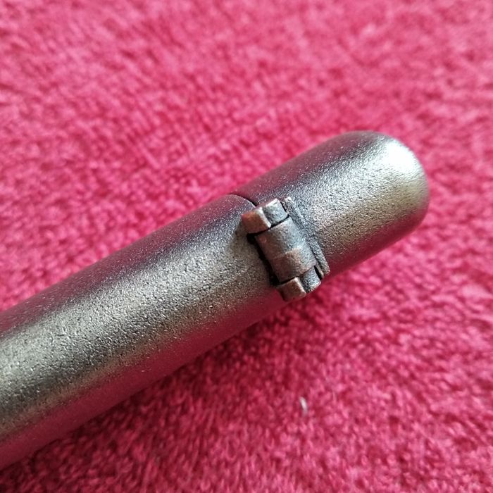 Antyk - etui Marlboro na zapalniczkę typu BIC