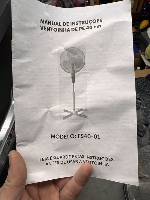 Ventoinha de pé rotativa