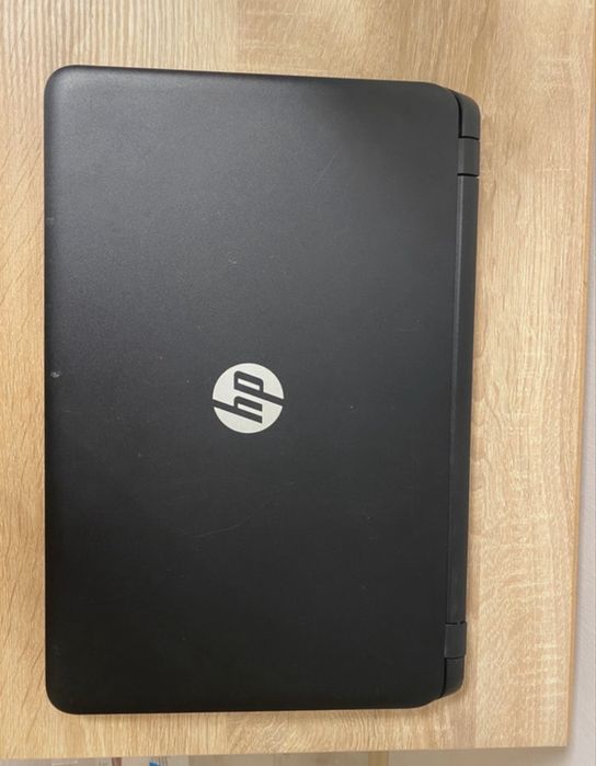 laptop HP 15-f233wm