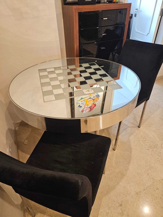 Game table with chairs64584684890497121