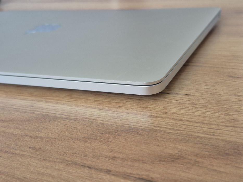 MacBook Pro 13,m1,16/512 neverlock