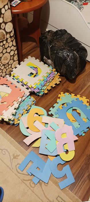 Puzzle piankowe podłogowe