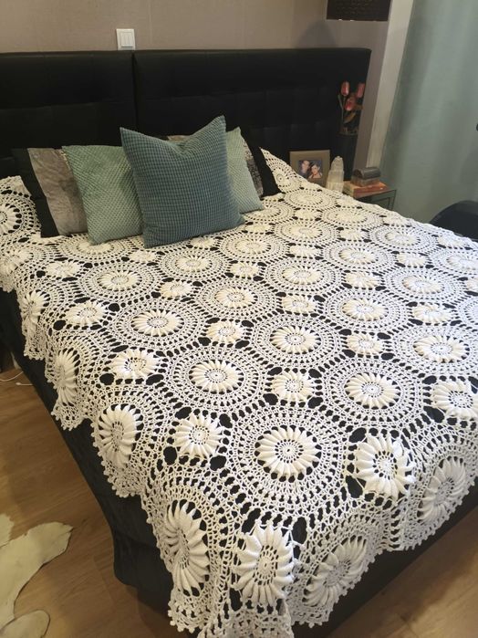 Colcha de cama de casal, toda feita à mão em croché branca 2,00 x 2,20