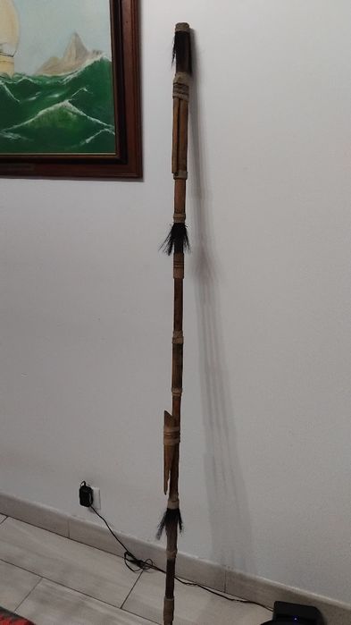 Arma africana decorativo