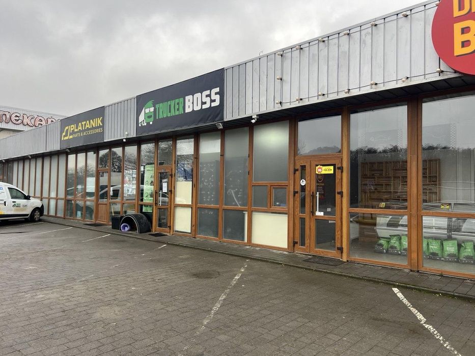 Оренда комерційного приміщення із земельною ділянкою