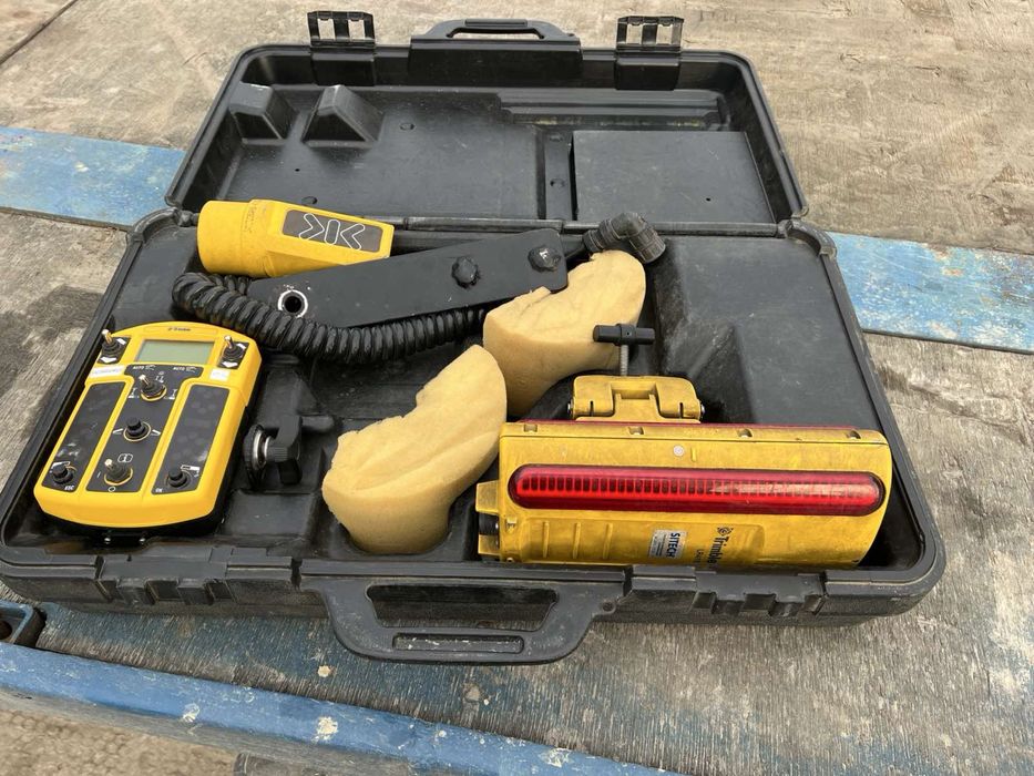 Trimble GCS600RDI-система керування грейдером, бульдозером, скрепером.