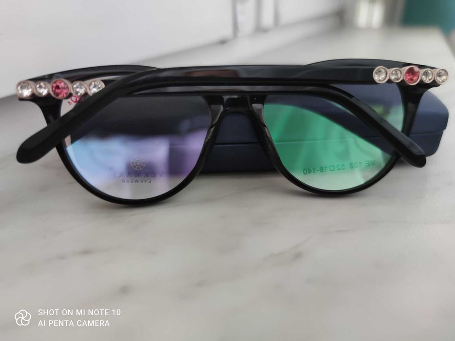 Nowe oprawki okularowe