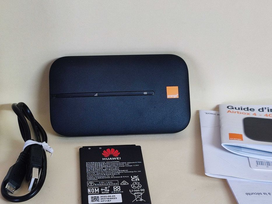 Huawei E5783 4G+ Cat.6 Router 300mbps Hotspot