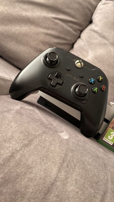 Xbox One 500 GB + 4 Jogos