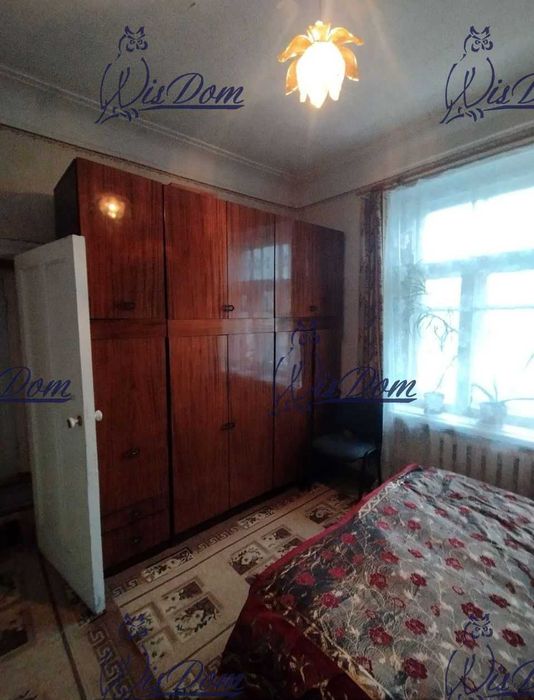 Продам 2к квартиру в центрі Нової Баварії, вул. Китаєнка, 4